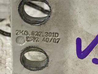 bontott VW CADDY Csomagtérajtó Jobb Zsanér