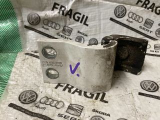 bontott VW CADDY Csomagtérajtó Jobb Zsanér