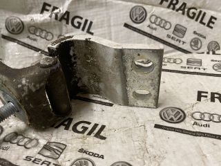 bontott VW CADDY Csomagtérajtó Jobb Zsanér