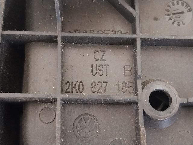 bontott VW CADDY Csomagtérajtó Kilincs