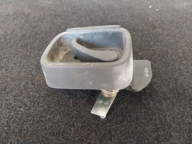 bontott VW CADDY Csomagtérajtó Kilincs