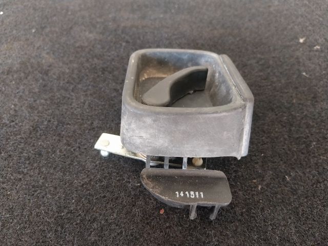 bontott VW CADDY Csomagtérajtó Kilincs