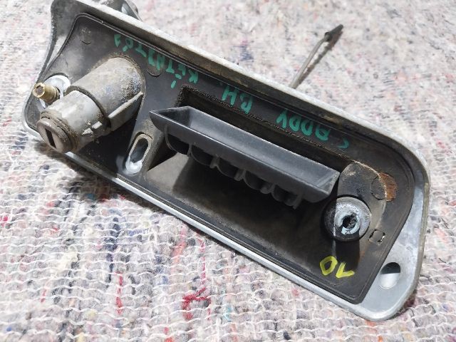 bontott VW CADDY Csomagtérajtó Zárszerkezet