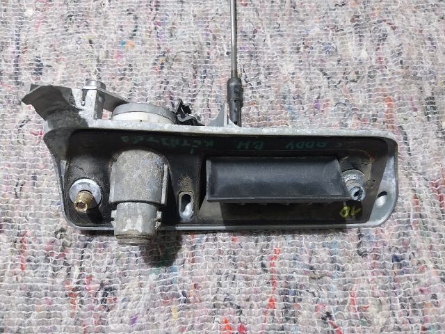 bontott VW CADDY Csomagtérajtó Zárszerkezet