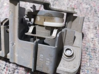 bontott VW CADDY Csomagtérajtó Zárszerkezet