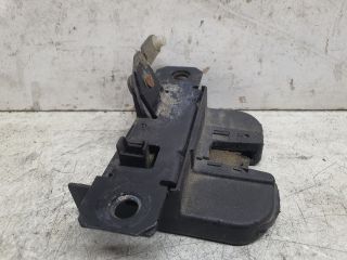 bontott VW CADDY Csomagtérajtó Zárszerkezet