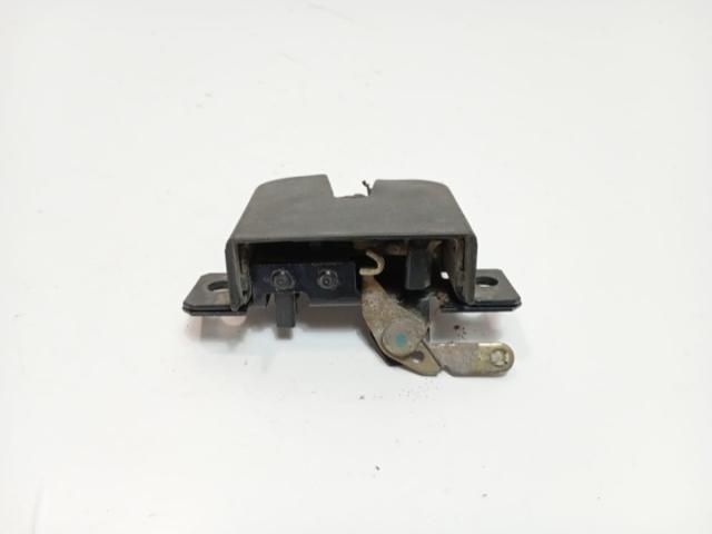 bontott VW CADDY Csomagtérajtó Zárszerkezet