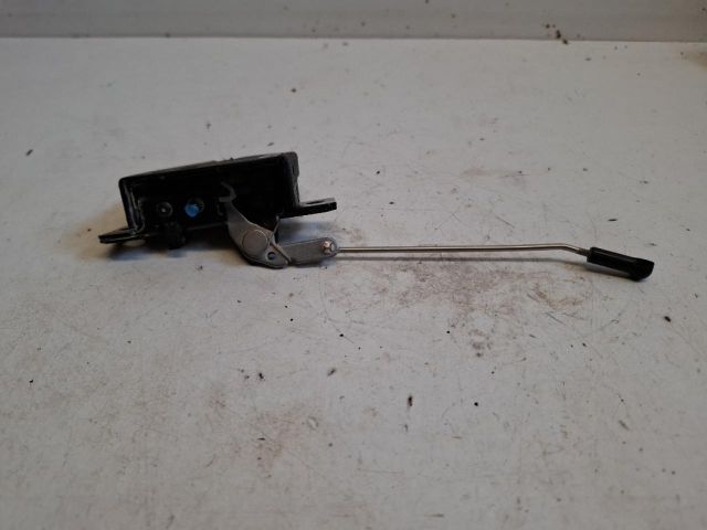 bontott VW CADDY Csomagtérajtó Zárszerkezet