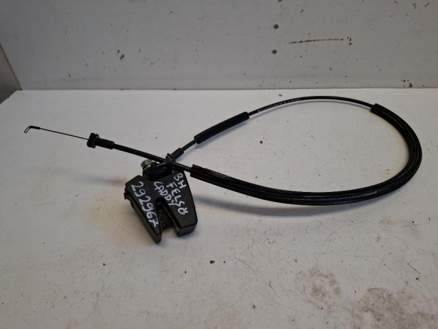 bontott VW CADDY Csomagtérajtó Zárszerkezet