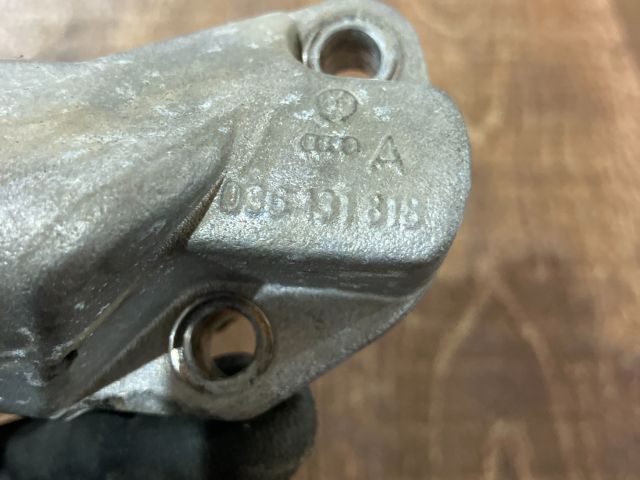 bontott VW CADDY EGR / AGR Hűtőtartó