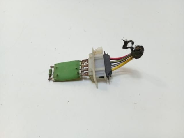 bontott VW CADDY Előtét Ellenállás Fűtőmotor