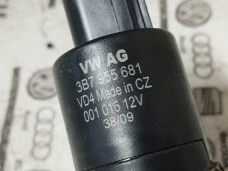 bontott VW CADDY Első Ablakmosó Szivattyú