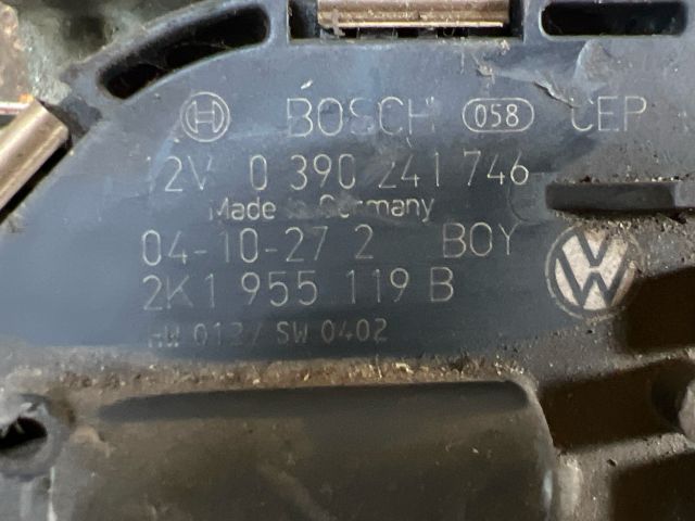 bontott VW CADDY Első Ablaktörlő Szerkezet Motorral