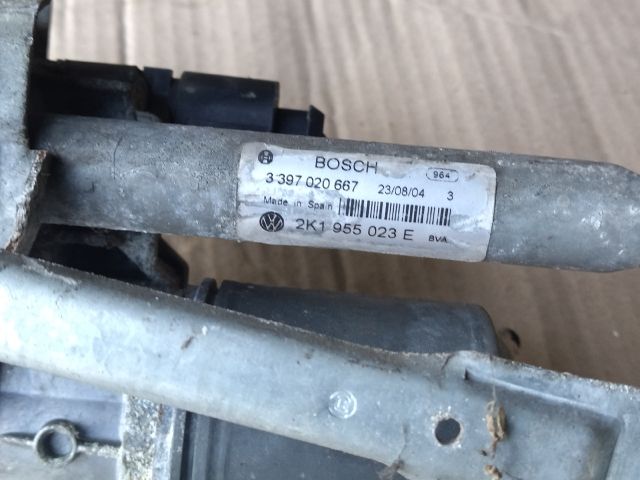 bontott VW CADDY Első Ablaktörlő Szerkezet Motorral