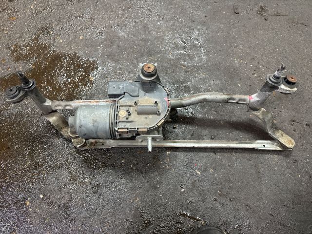 bontott VW CADDY Első Ablaktörlő Szerkezet Motorral