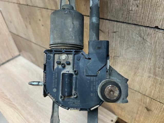 bontott VW CADDY Első Ablaktörlő Szerkezet