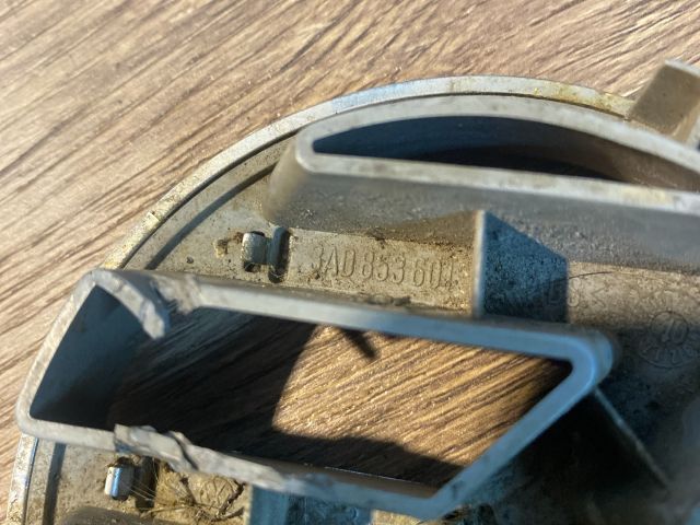 bontott VW CADDY Első Embléma