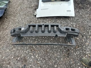 bontott VW CADDY Első Lökhárító Merevítő (Fém)