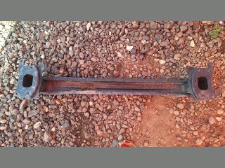 bontott VW CADDY Első Lökhárító Merevítő (Fém)