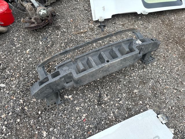 bontott VW CADDY Első Lökhárító Merevítő (Fém)