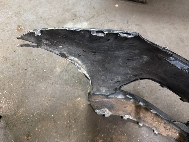 bontott VW CADDY Első Lökhárító (Részeivel)