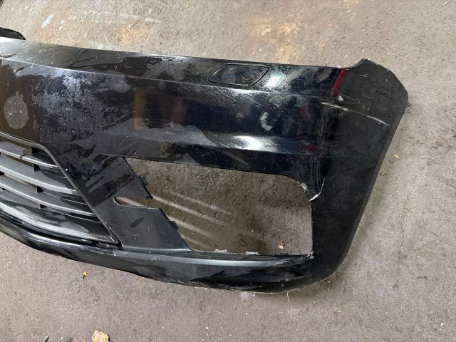 bontott VW CADDY Első Lökhárító (Részeivel)