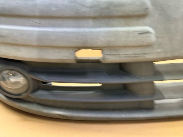 bontott VW CADDY Első Lökhárító (Részeivel)