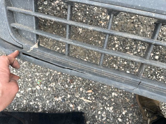 bontott VW CADDY Első Lökhárító (Részeivel)