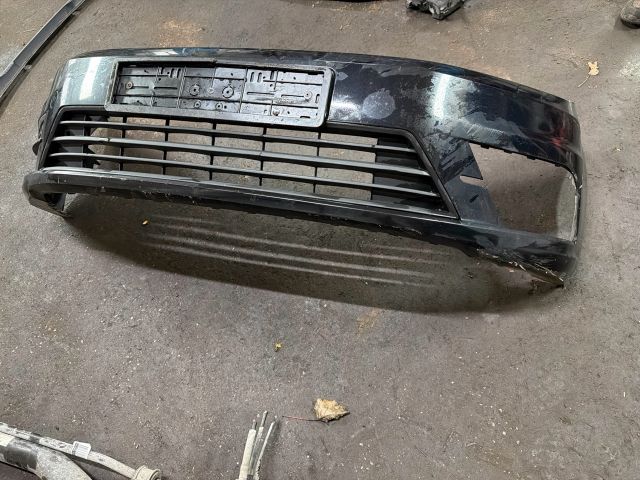 bontott VW CADDY Első Lökhárító (Részeivel)