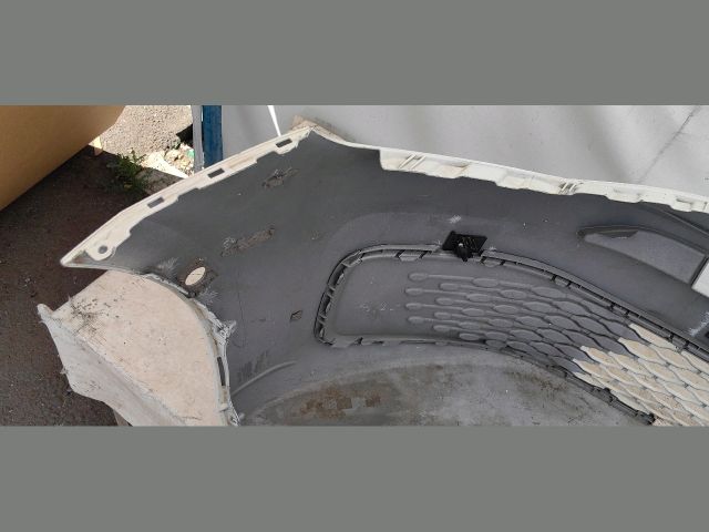 bontott VW CADDY Első Lökhárító (Üresen)