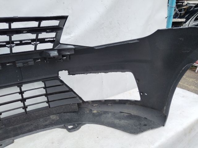 bontott VW CADDY Első Lökhárító (Üresen)