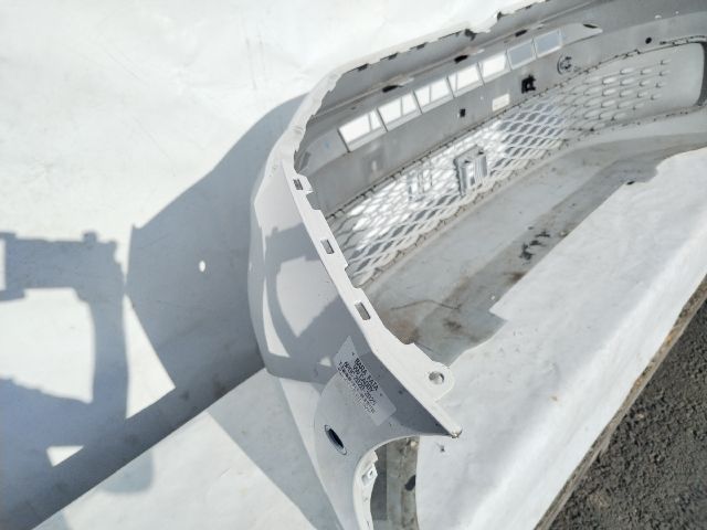 bontott VW CADDY Első Lökhárító (Üresen)