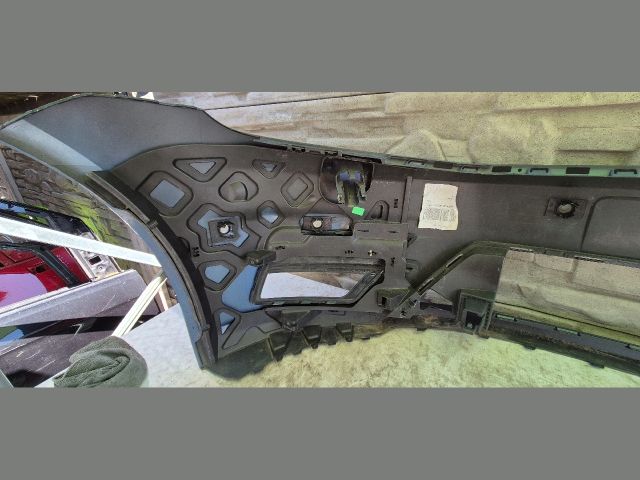 bontott VW CADDY Első Lökhárító (Üresen)