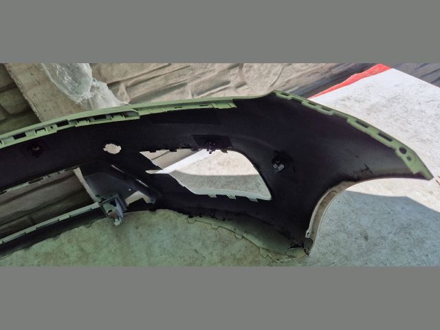 bontott VW CADDY Első Lökhárító (Üresen)