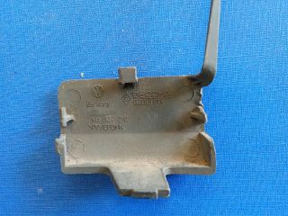 bontott VW CADDY Első Vonószem Burkolat