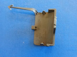 bontott VW CADDY Első Vonószem Burkolat