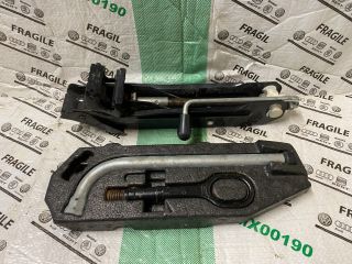 bontott VW CADDY Emelő