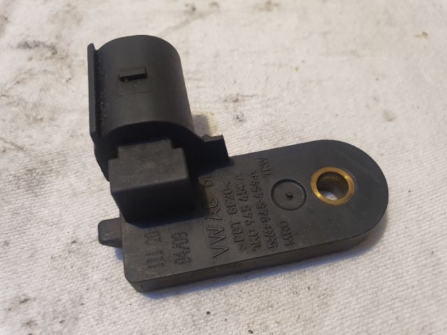 bontott VW CADDY Fék Pedál Kapcsoló