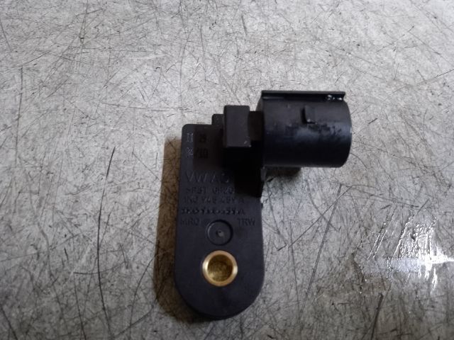 bontott VW CADDY Fék Pedál Kapcsoló