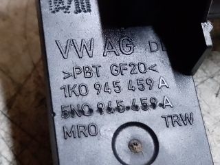 bontott VW CADDY Fék Pedál Kapcsoló