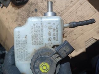 bontott VW CADDY Fékfolyadék Tartály