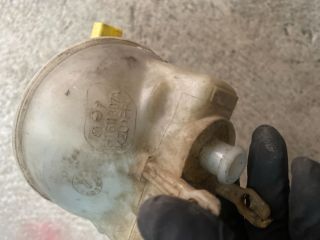 bontott VW CADDY Fékfolyadék Tartály