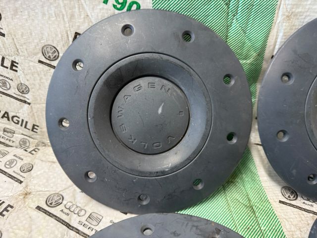 bontott VW CADDY Felniközép Szett