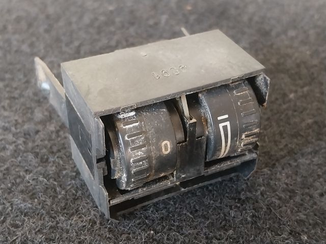 bontott VW CADDY Fényszórómagasság Állító Kapcsoló