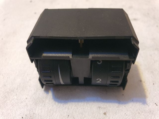 bontott VW CADDY Fényszórómagasság Állító Kapcsoló