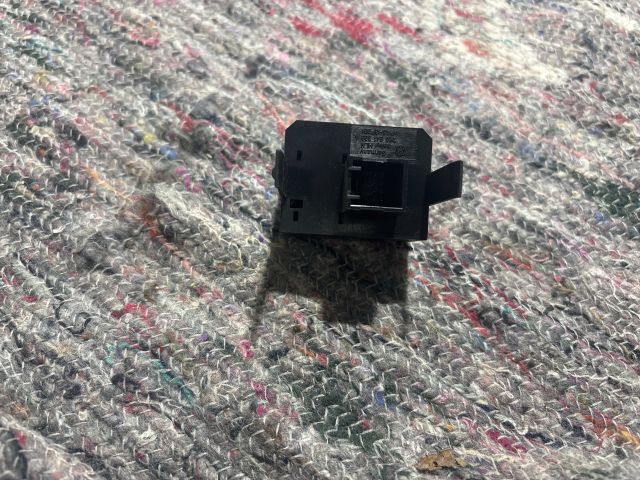 bontott VW CADDY Fényszórómagasság Állító Kapcsoló