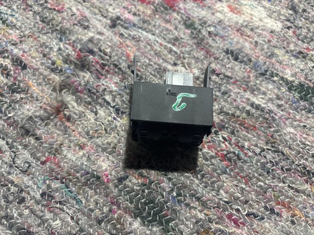 bontott VW CADDY Fényszórómagasság Állító Kapcsoló