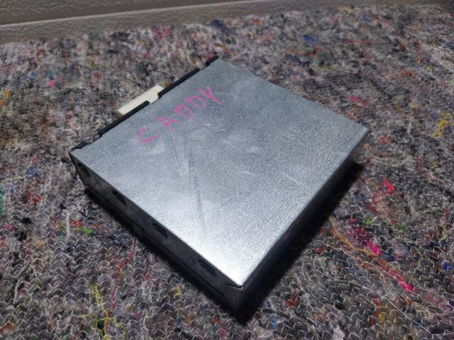 bontott VW CADDY Feszültségszabályzó