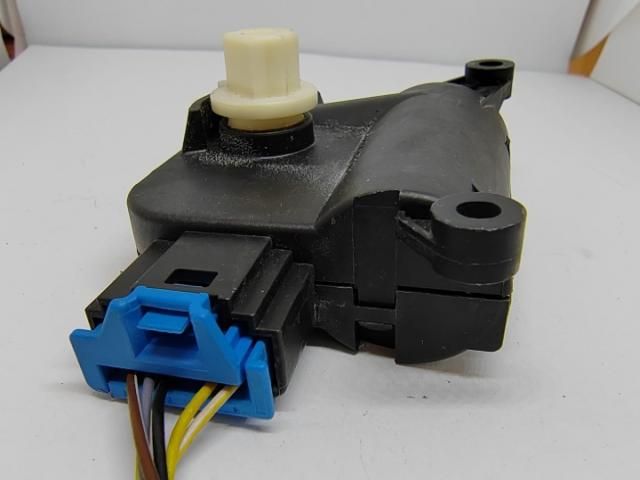 bontott VW CADDY Fűtés Állító Motor