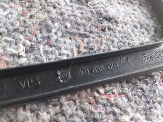 bontott VW CADDY Fűtéskapcsoló Keret